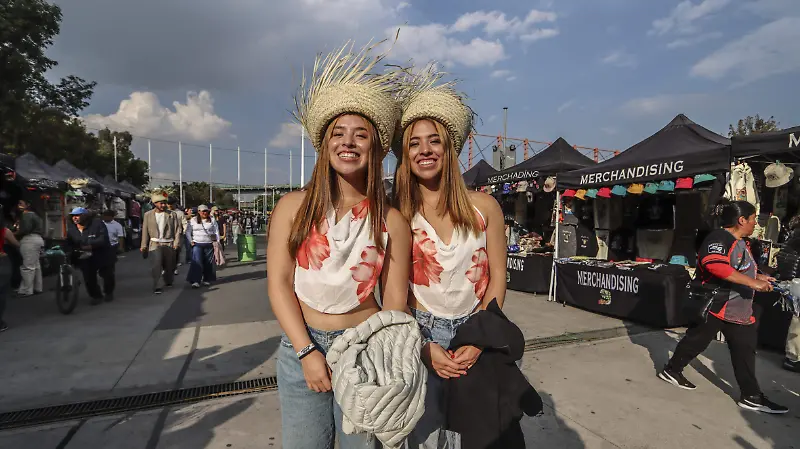 Fans de Bad Bunny esperan el concierto del año 